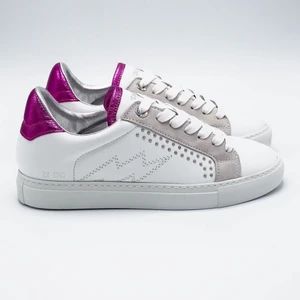 Zadigskor - Säljer mina superfina zadigskor då de tyvär blivit för små. Så snygga och passar till verkligen allt! Nypris runt 2000, säljer för 500💕 Skriv för fler bilder🥰