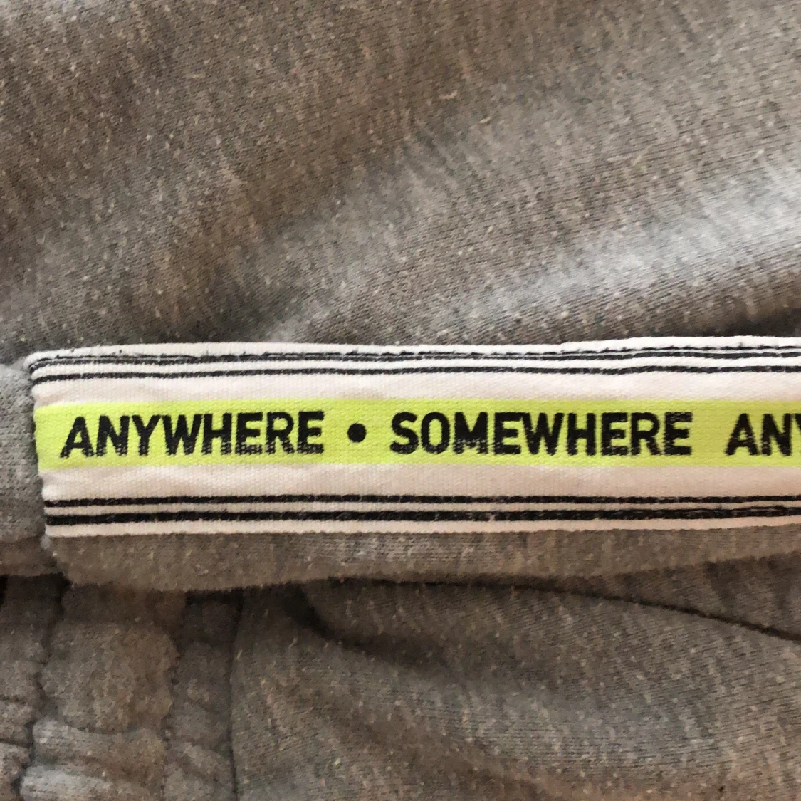 Gråa mjukisbyxor  - 90