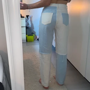 Jeans - Jättecoola jeans som tyvärr e för stora för mig  Strl XS, skulle säga XS/S