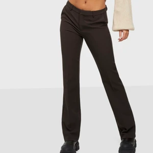 Kostymbyxor  - kostymbyxor i nyskick då de endast är testade😊 nypris 699