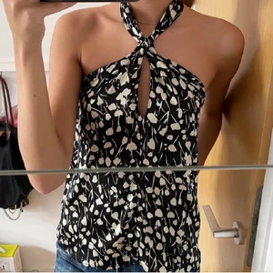 Zara topp  - Söt topp från zara, använd en gång<3