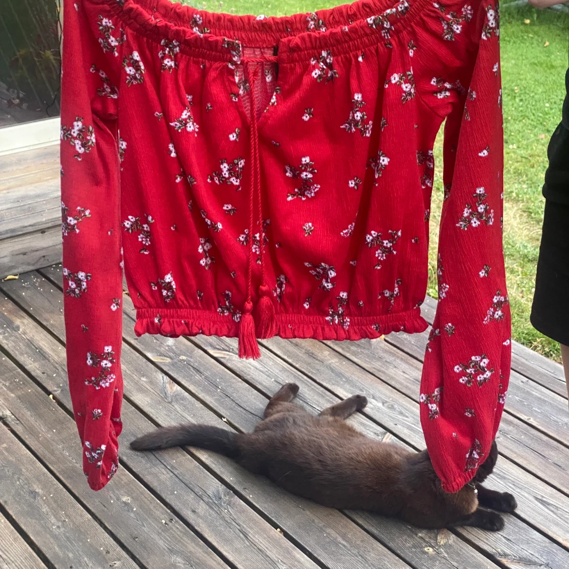 Långärmad cropped tröja