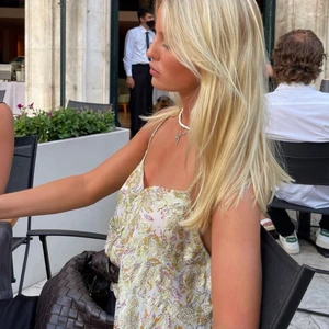 Zara topp - Skitsnygg topp som Frida Ottosson också har, nyskick😍