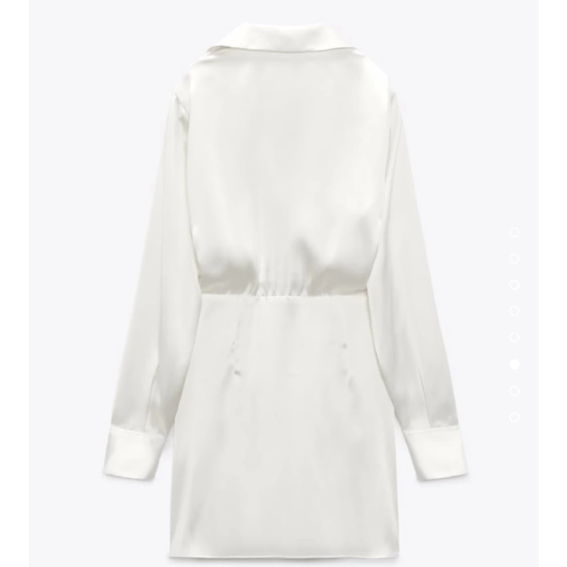 Vit satinklänning - 91