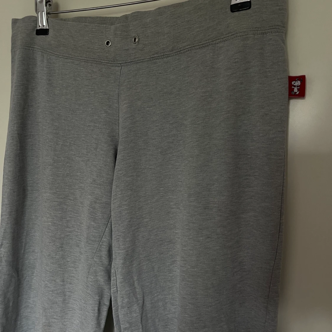grå Lågmidjade byxor  - 91