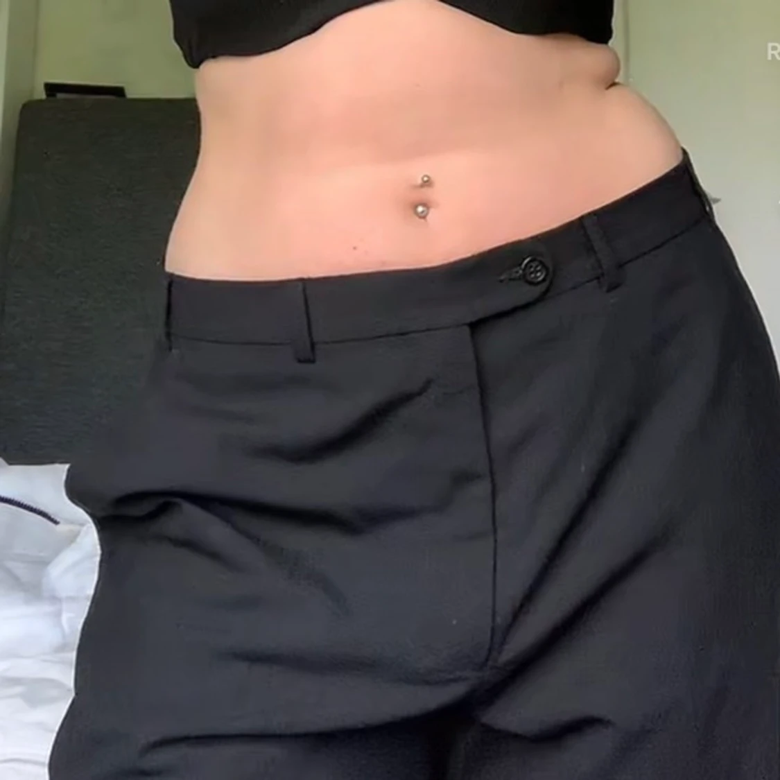 lågmidjade baggy kostymbyxor