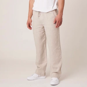 Linnebyxor BRLN - Köpte dessa linnebyxor i XL till min kille men dom var försmå. Dom passar ca M-L skulle jag säga! Har dom själv i S och jättefina. Köpte för 699kr och helt oanvända, lapp och allt finns kvar men hann inte skicka tillbaka!  Betalning via Swish! 