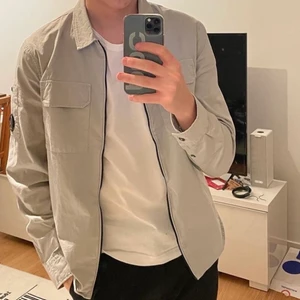 C.p company overshirt - Säljer nu min fantastiska c.p company overshirt, inga flaws och i princip nyskick!  Säljer för 800kr