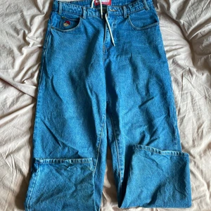 Butter baggy byxor. 9/10 skick - Bra skatebyxor. Mjuka. 9/10 skick. 