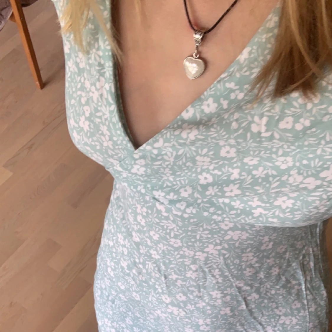 Blommig klänning - 91