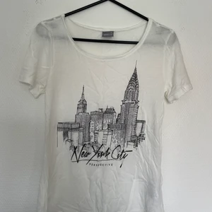 T-shirt med tryck - T-shirt med tryck