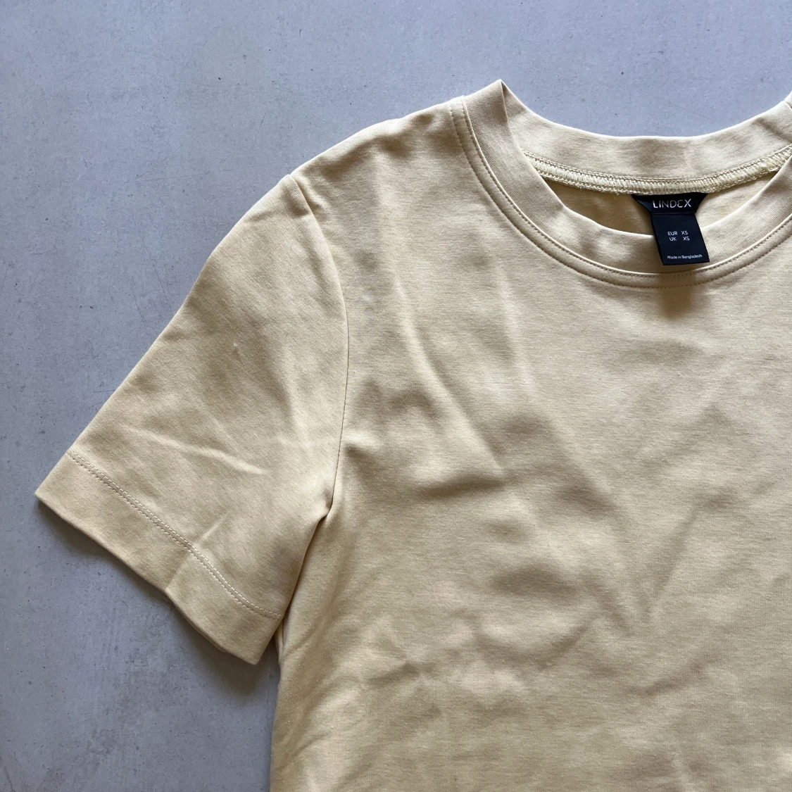 T-shirt från Lindes, storlek XS