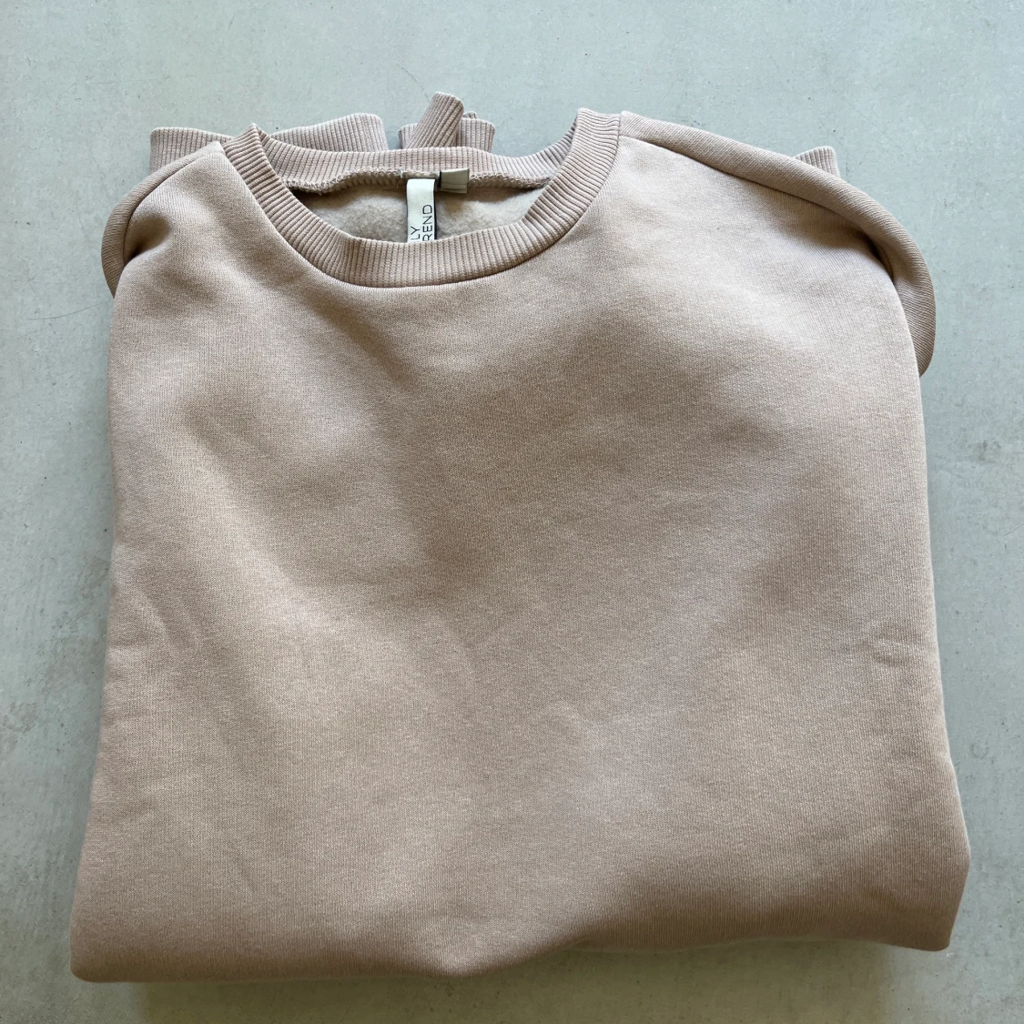 Oversized sweatshirt från Nelly, storlek S