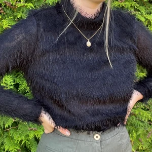 Tröja - Fin tröja från Zara, knappt använd. Mötes upp i Linköping, annars står du för frakt 