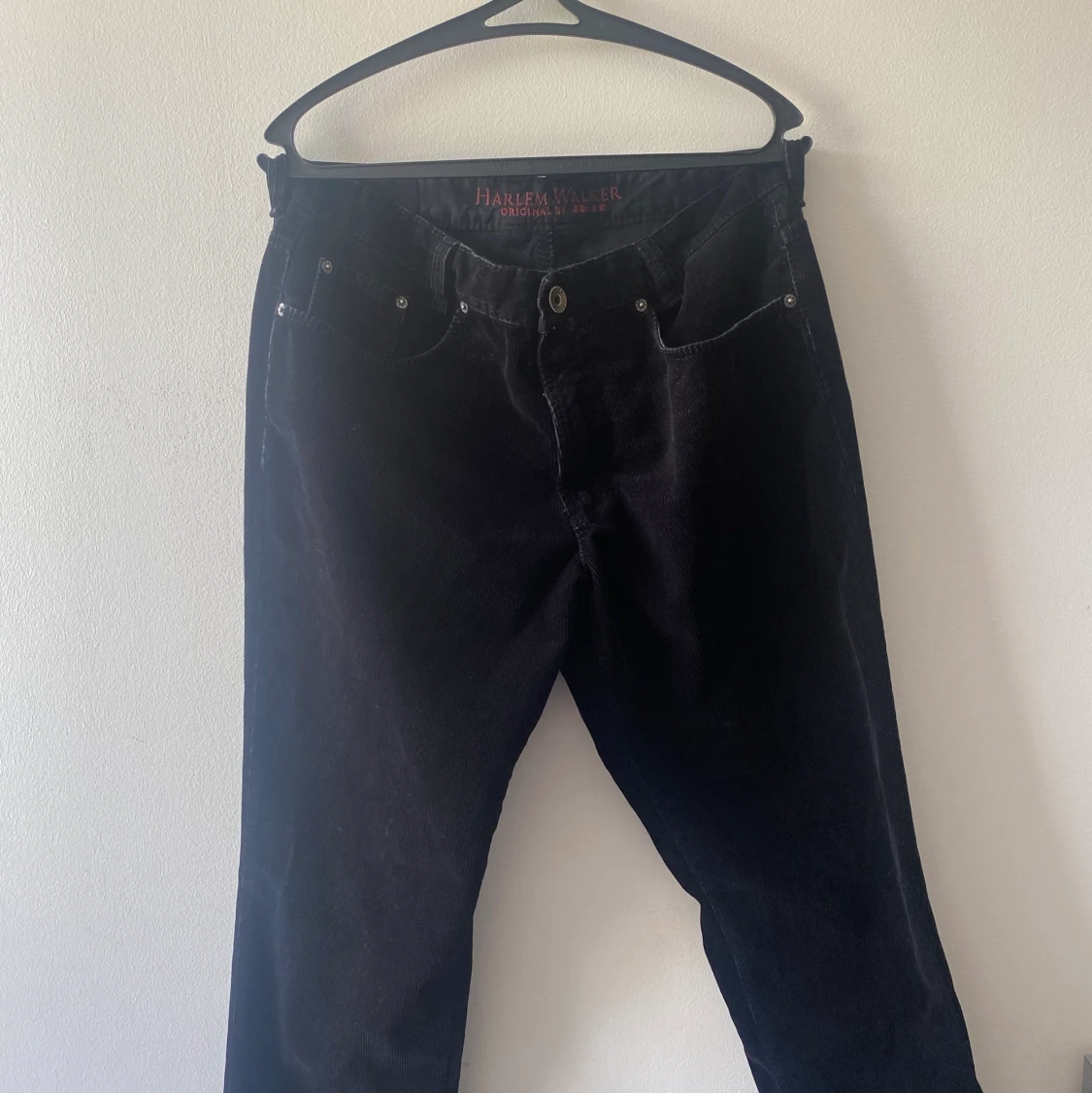 Svarta manchesterbyxor