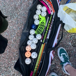 Innebandy grejer  - Skriv för flera bilder, mått eller frågor osv