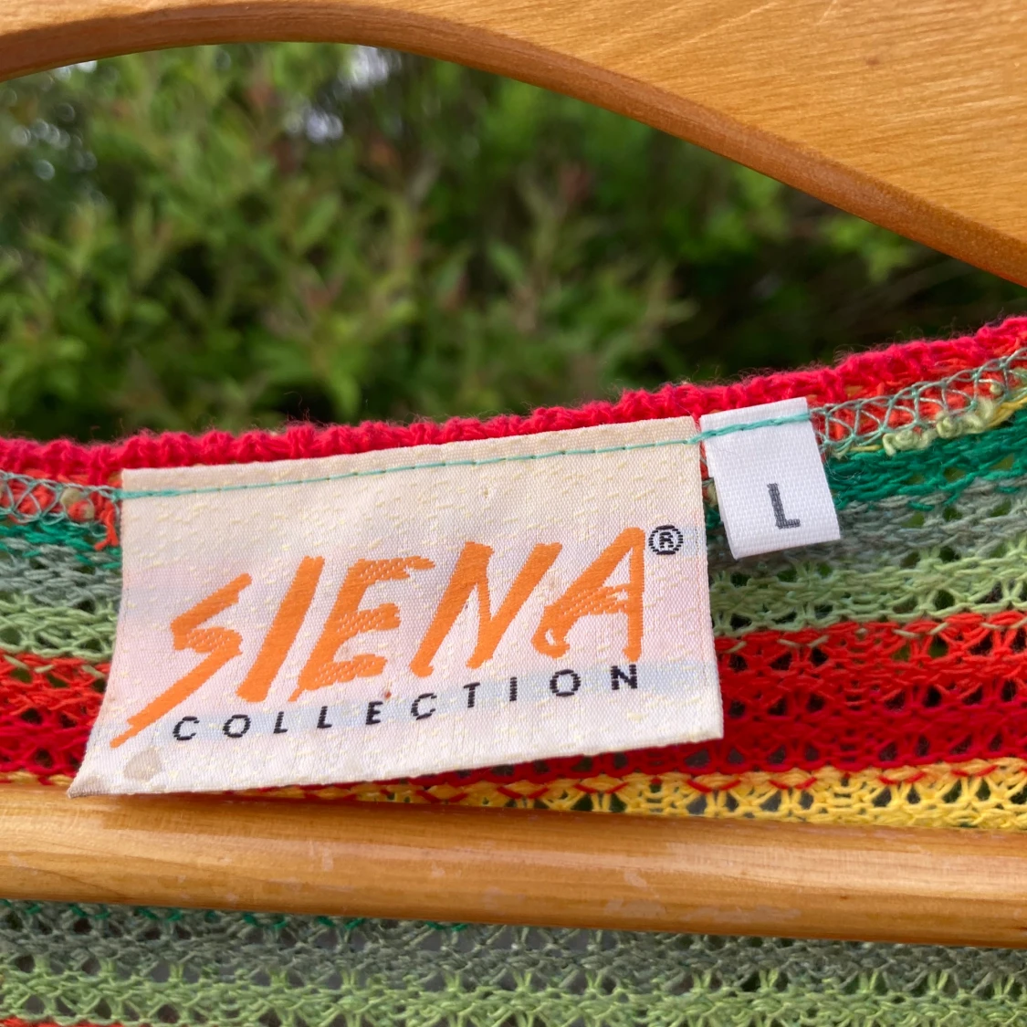 Stickad(?) kofta  - 91