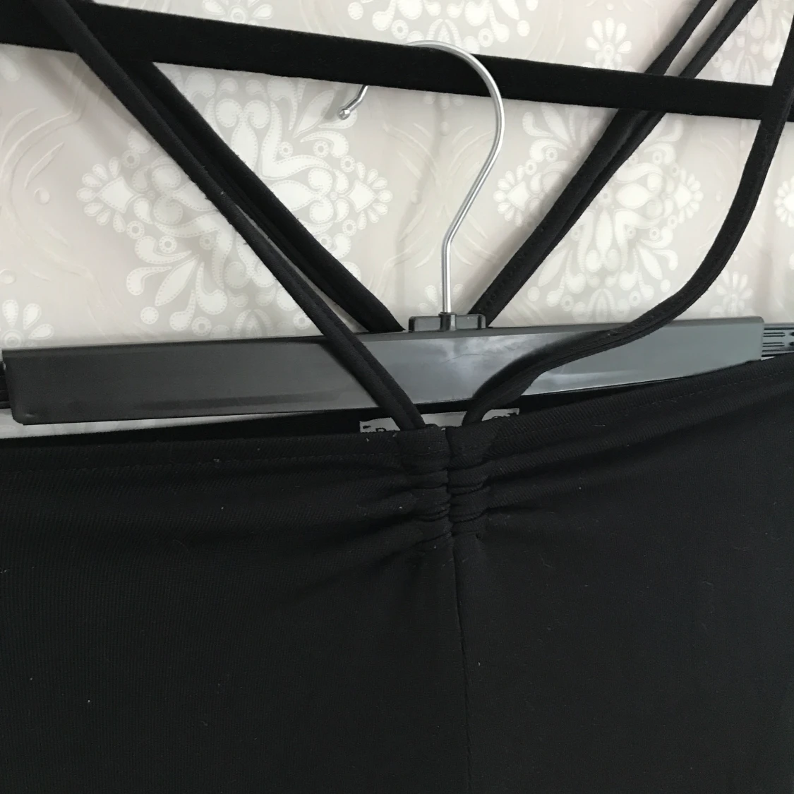 Flare svarta byxor med snörning - 90