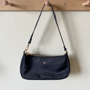 Handväska - Handväska nästintill oanvänd! Från peta jain. 