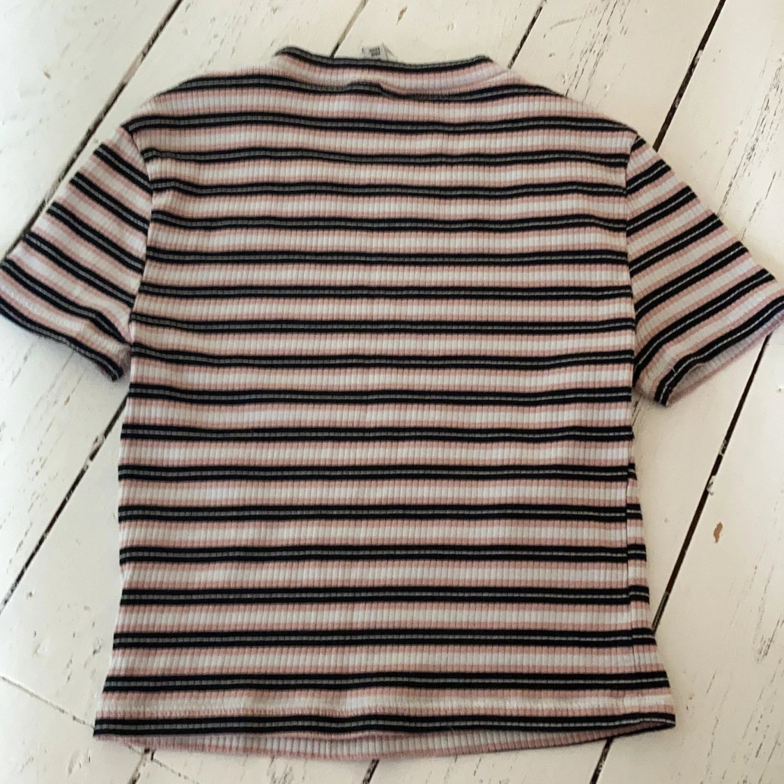 Topp från hm med ränder på  - 91