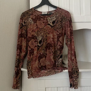 mönstrad meshtopp, strl S - mönstrad meshtopp, passar XS-M beroende på hur man vill att den ska sitta