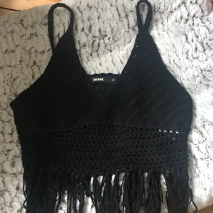 Svart stickad topp - Jättefin topp som jaga kulle använt om den skulle passat!