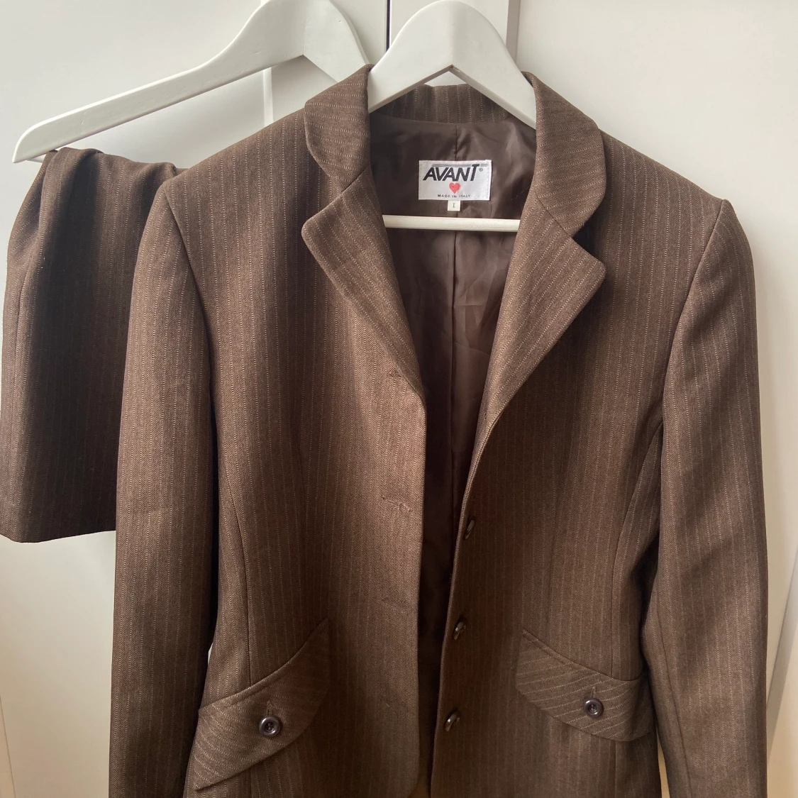 Kavaj + matchande kjol