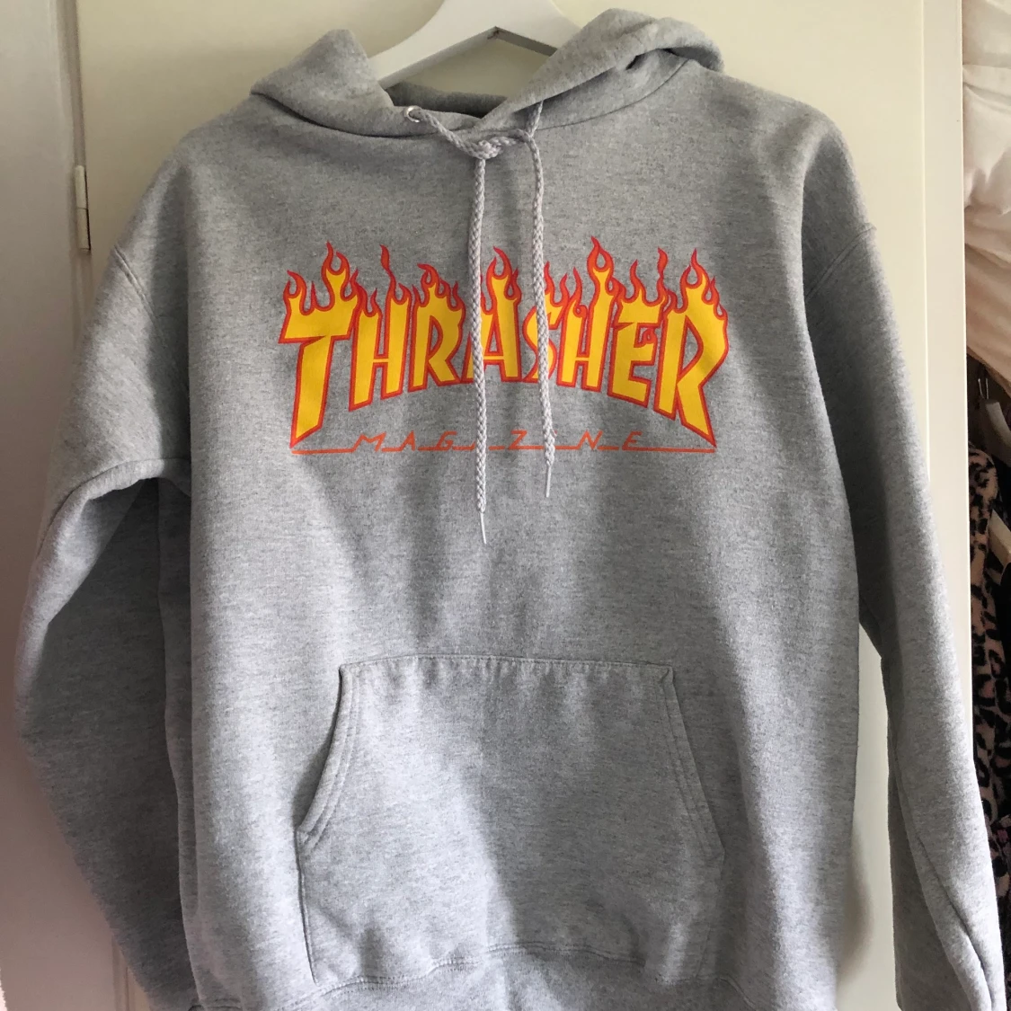 Trasher hoddie 