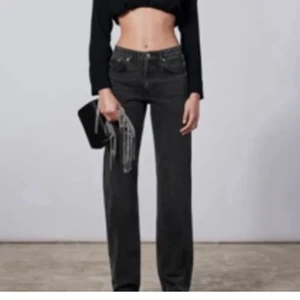 Zara jeans - Säljer mina Zara mid Waist jeans