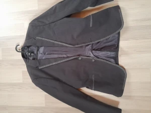 Kavaj - Fint kavaj som bara hänger här