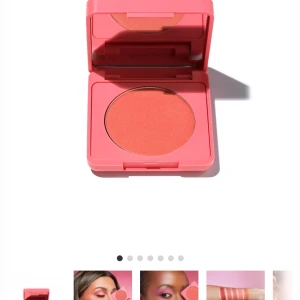 Caia cake pop - Säljer denna blushen från caia i nyansen cake pop. Produkten är testad en gång