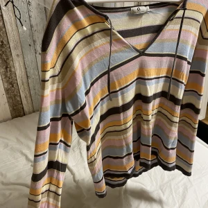 Tröja - Tröja i XL från polarn och pyret men sitter snyggt men löst på M/S😊