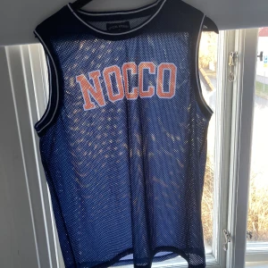 Nocco ambassador linne - Snyggt Nocco linne i storlek M