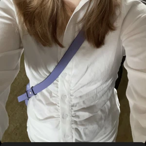 Blus - Säker denna vita skjortan/blusen från zara. Är i nytt skick! 