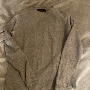 Stickad tröja - jättefin tröja