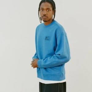 Nike X Stüssy Tracksuit Medium - Har en hel tracksuit från den nyaste collab mellan Nike X Stüssy Helt nytt inte testat ännu Är en tracksuit i storlek medium Säljer båda i ett paket Kom pm för frågor