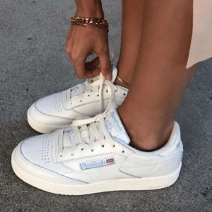 reebok club c vintage - knappt använda, nypris 1000kr