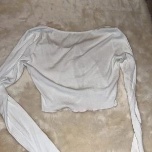 Tröja med öppen rygg - Nyskick! 