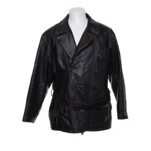 Vintage bikerjacka - As cool vintage bikerjacka som sitter oversized