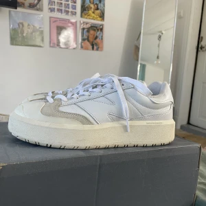 New Balance  - New balance skor använda en gång, fråga bara för fler bilder,  öppen för byten med andra skor. 