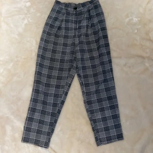 Rutiga kostymbyxor  - Nyskick