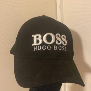 Hugo boss keps skriv för mer bilder och info