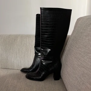 Stövlar H&M - Jättefina stövlar från H&M i storlek 38. 