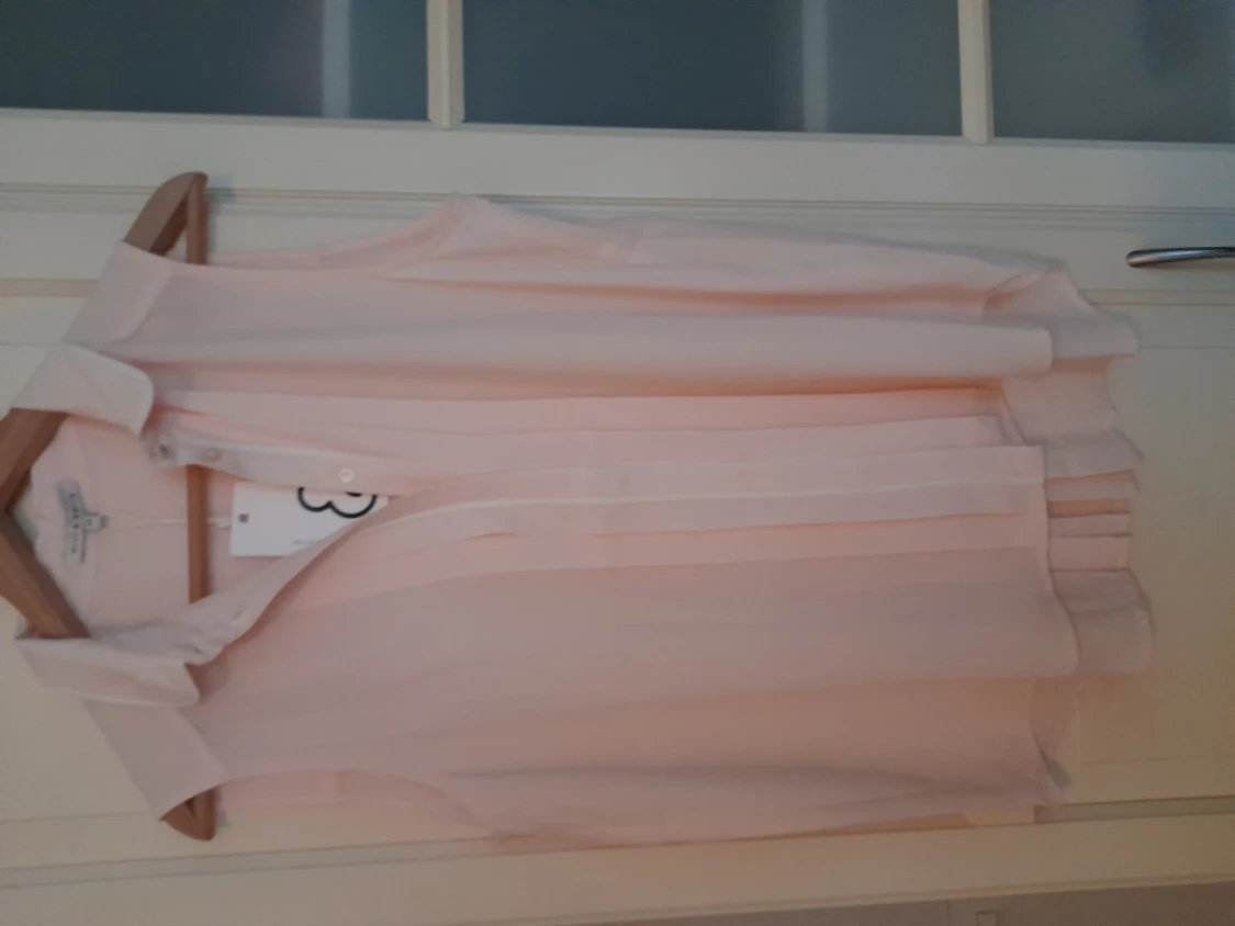 Ärmlös blus från Mint&Berry, ny!