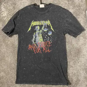 Random Metallica t-shirt jag hittade hemma i fint skick och i storlek S!