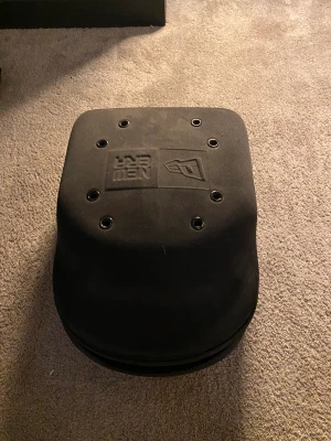 Keps väska  - Super bra och smidig keps väska där man kan förvara sina kepsar 