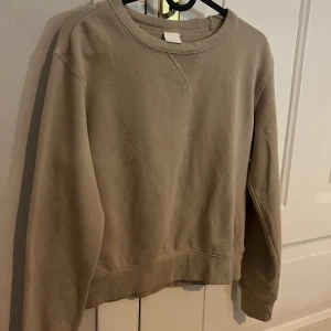 Tröja - Tröja från H&M, använd några gånger 