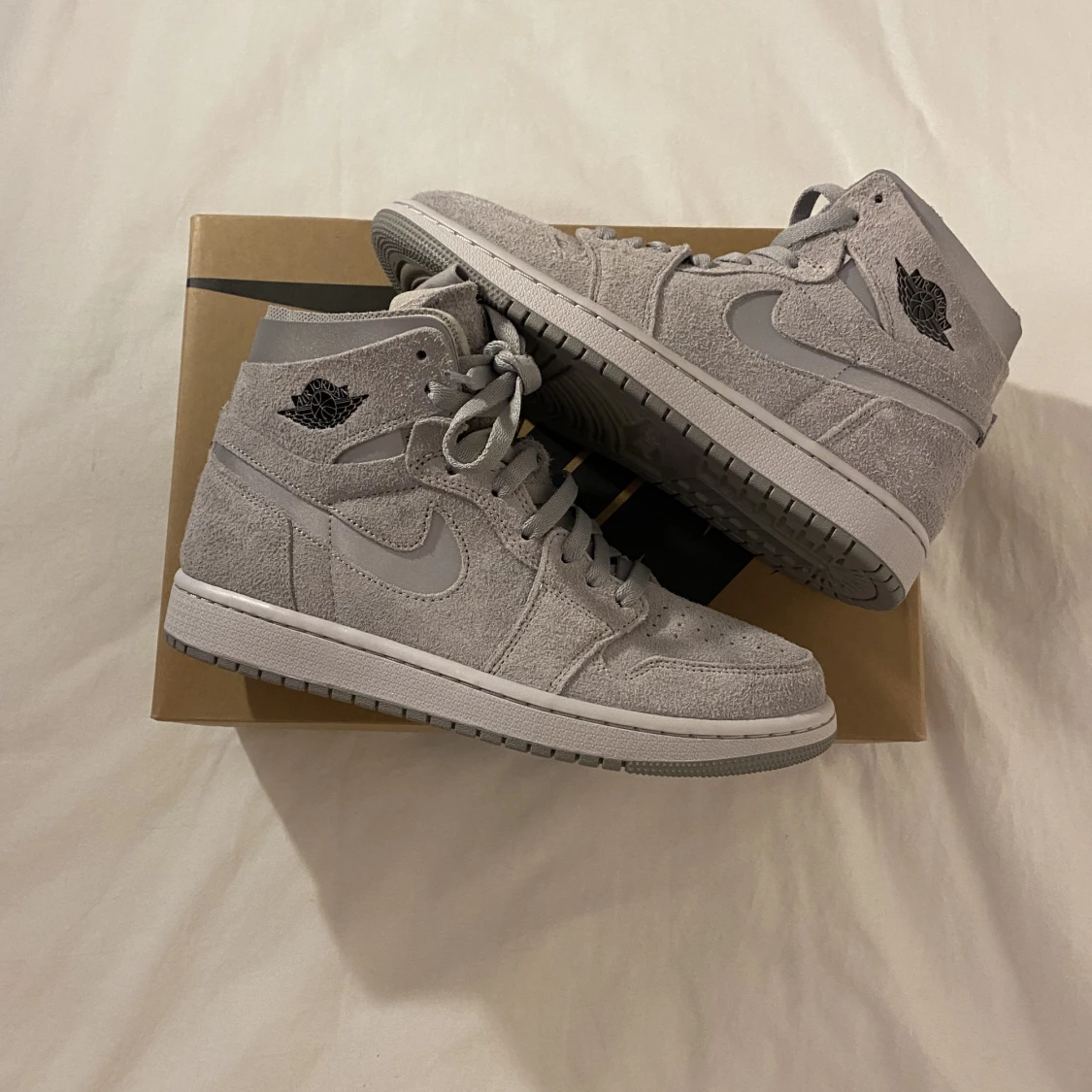 Jordan 1 High Zoom CMFT (W) ”Metallic Silver”