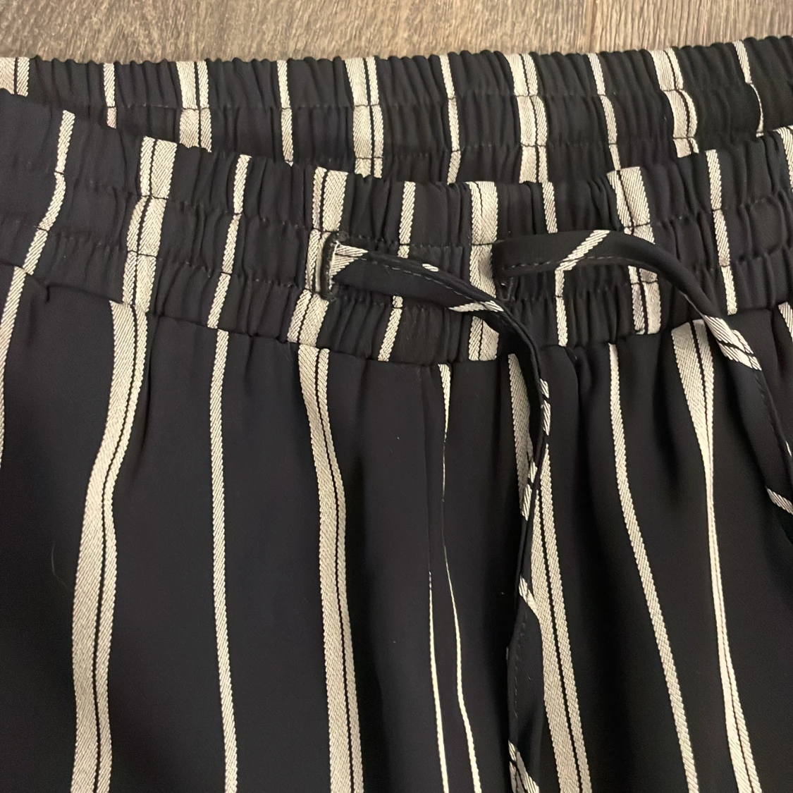 Byxor med slits - 91