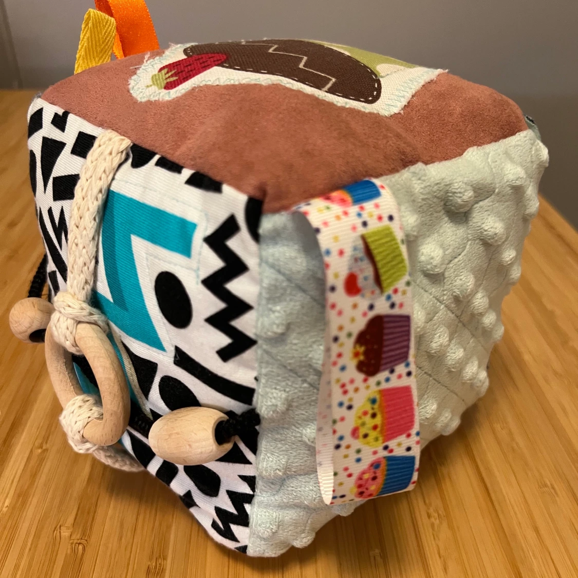 New Handmade Montessori Cube for Babies